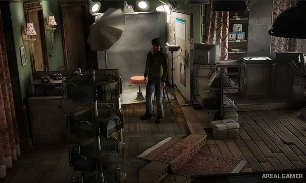 Black Mirror 2 Show Screenshot 1
